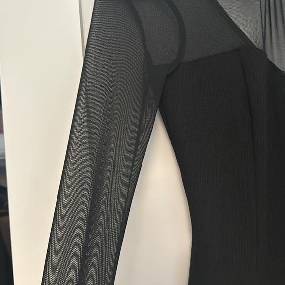 NWT BCBGeneration black bodycon dress with sheer sleeves and neckline, size 0 - Picture 3 of 8